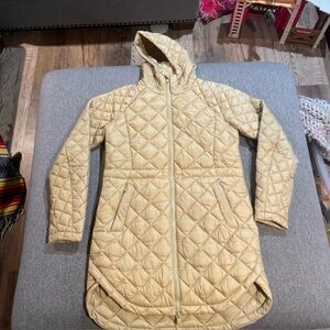 Athleta Whisper Featherless Winter Puffer Parka Gold Quilted Hooded Jacket XXS